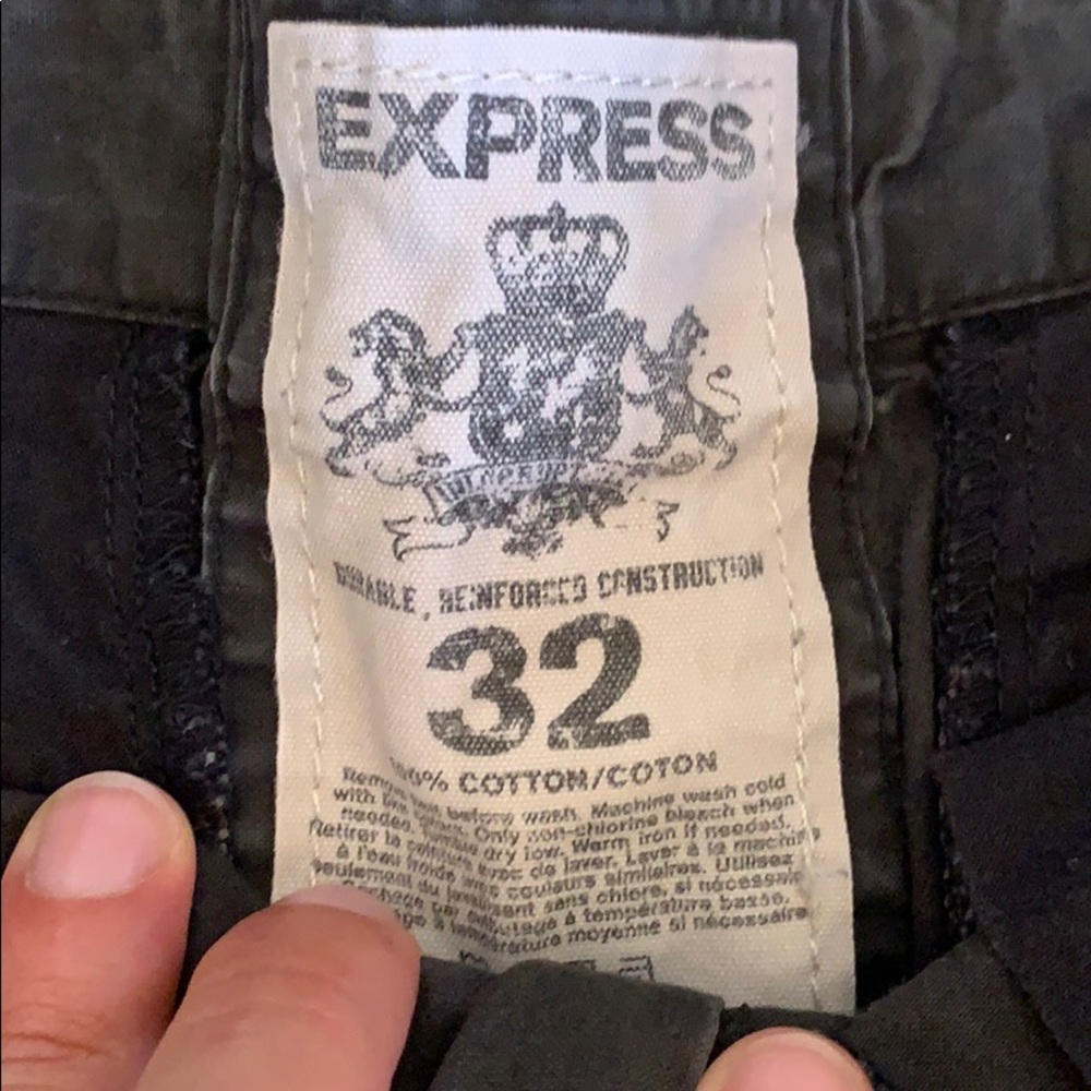 Express shorts - Picture 3 of 4
